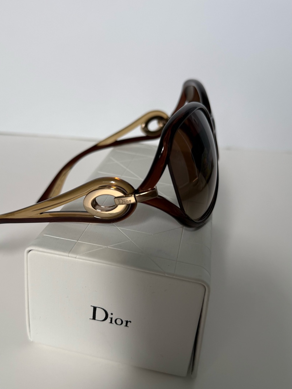 Dior Women's Oversized Sunglasses in Brown Gradient - Picture 3 of 4
